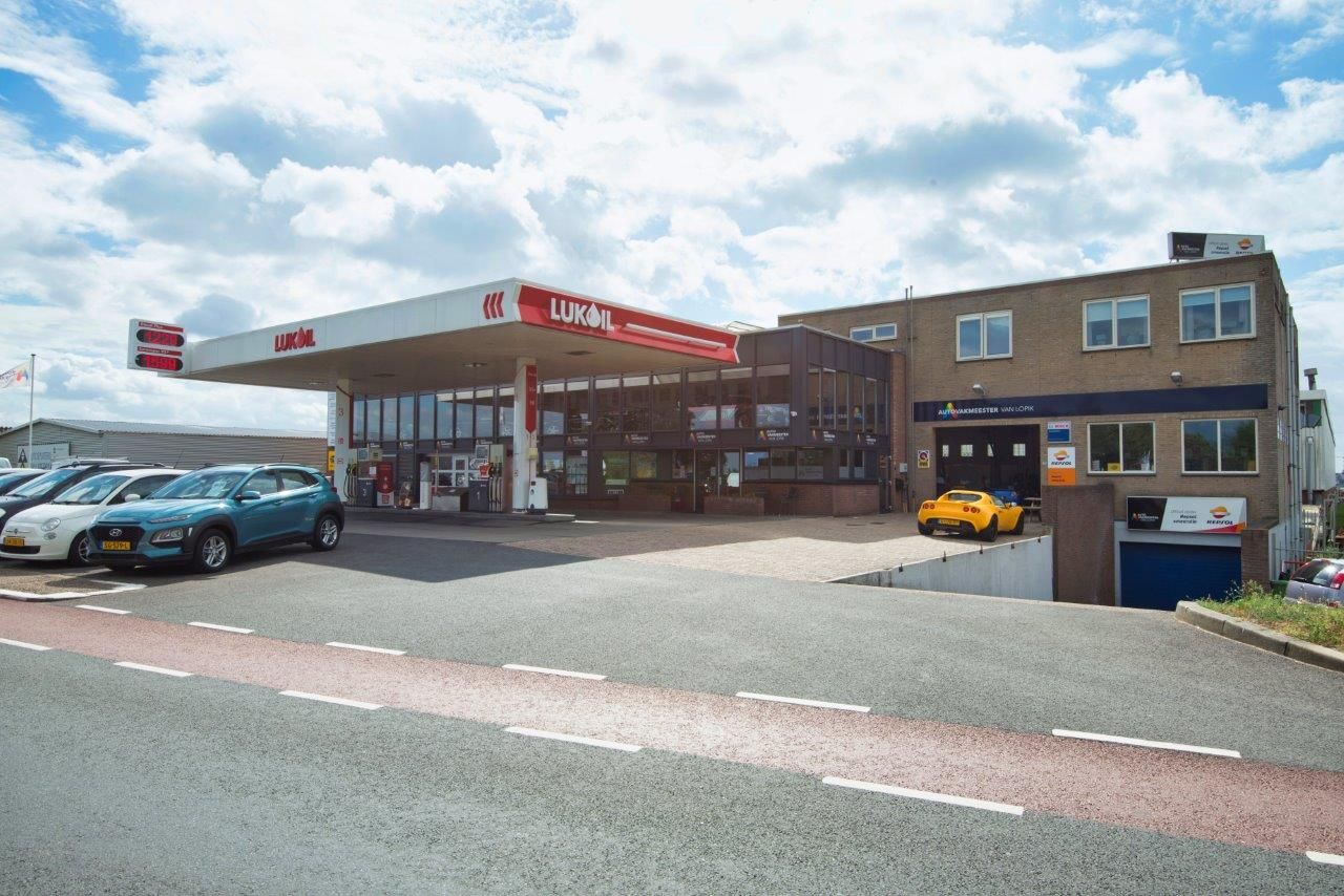 Van Lopik 22-08-2020.jpg