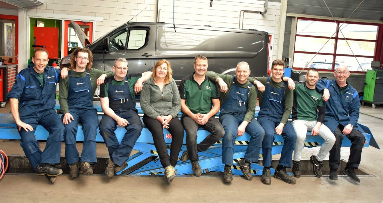 autovakmeester-marco-groen-autobedrijf-in-dirkshoern-1280x679.jpg