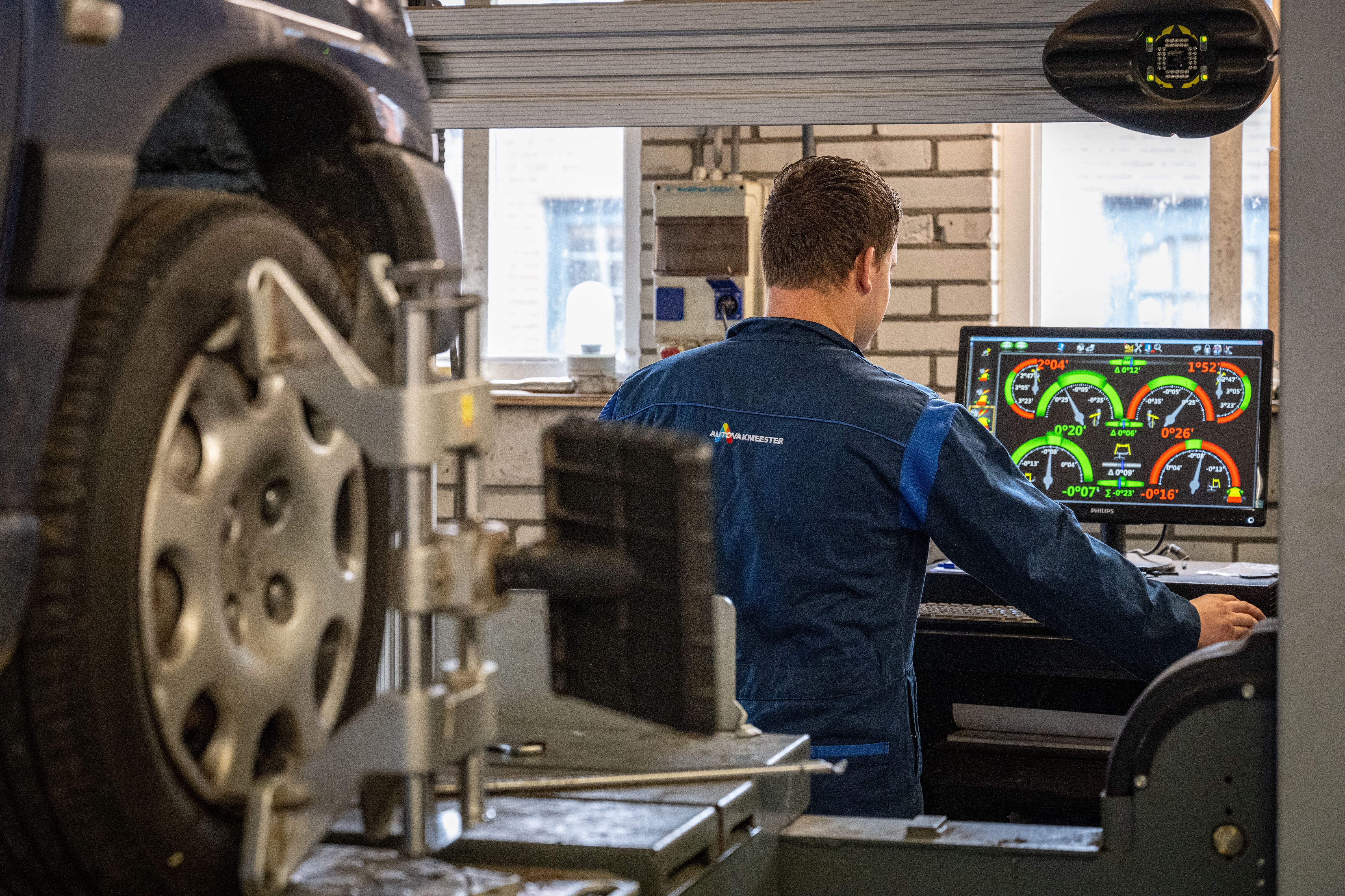 jeeninga uitlijnen 2.jpg